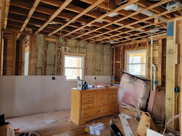 26 Caswell Street, Fitchburg, MA 01420