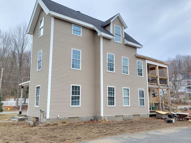 26 Caswell Street, Fitchburg, MA 01420