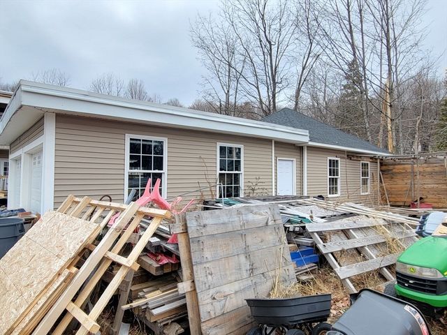 26 Caswell Street, Fitchburg, MA 01420