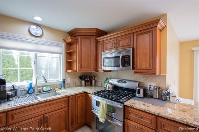 4831 Homestead Drive, Sterling Heights, MI 48314