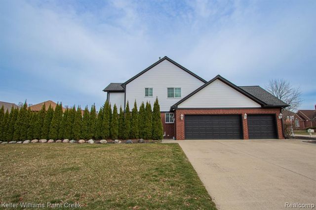 4831 Homestead Drive, Sterling Heights, MI 48314