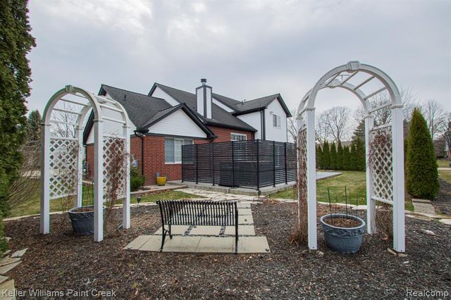 4831 Homestead Drive, Sterling Heights, MI 48314