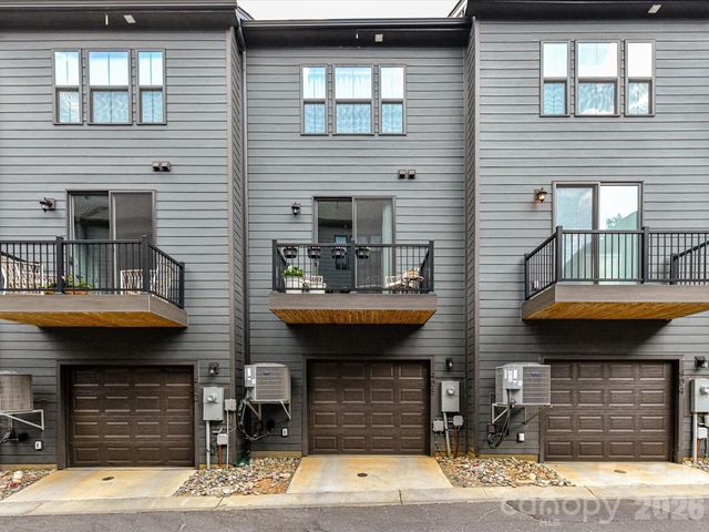 408 Tristram Lane, Charlotte, NC 28205