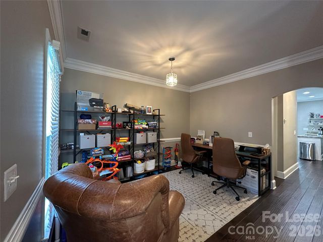 819 Stargard Court, Charlotte, NC 28270