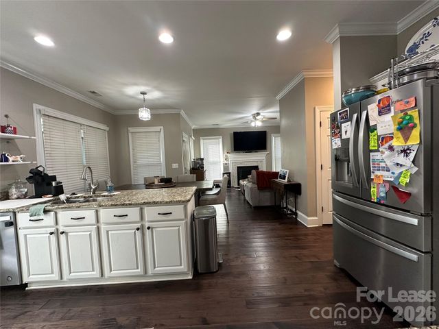 819 Stargard Court, Charlotte, NC 28270