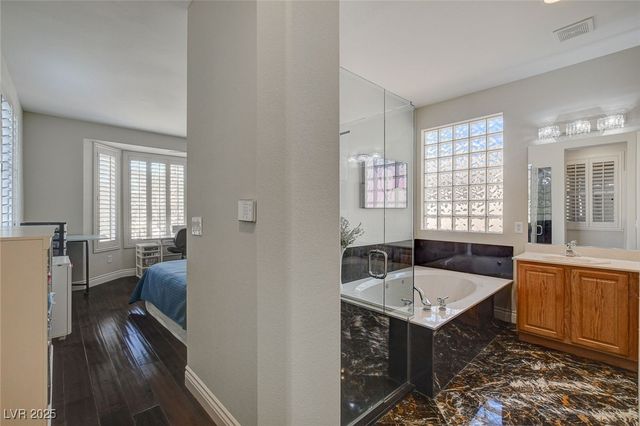 10237 Andante Court, Las Vegas, NV 89135