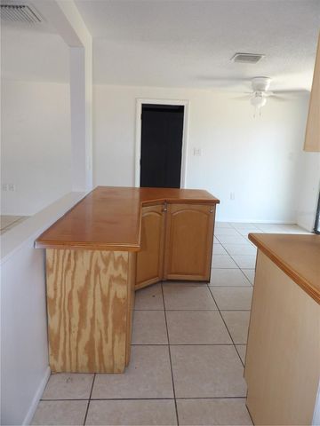 10025 BRANDYWINE LANE, Port Richey, FL 34668