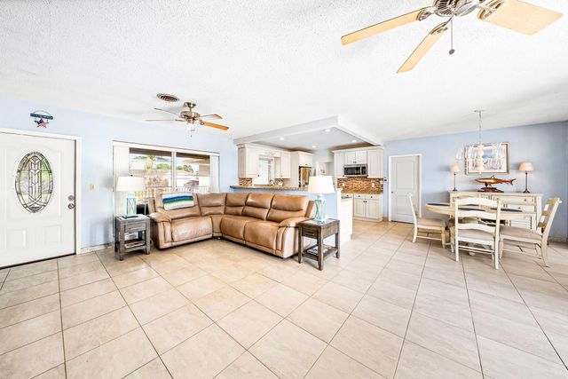 5340 NE 17th Ave, Fort Lauderdale, FL 33334