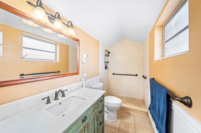 5340 NE 17th Ave, Fort Lauderdale, FL 33334