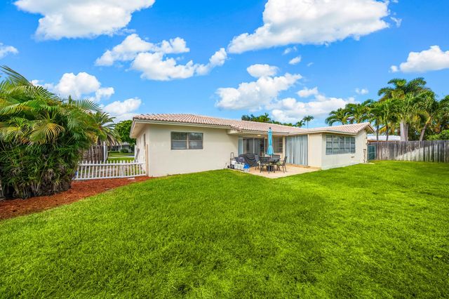 5340 NE 17th Ave, Fort Lauderdale, FL 33334