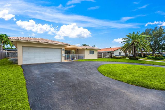 5340 NE 17th Ave, Fort Lauderdale, FL 33334