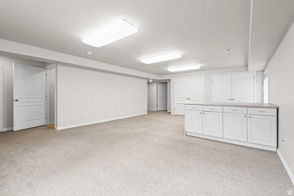 Image 39 of property listing at 4956 W BLACK TWIG DR. DR, South Jordan, UT 84009