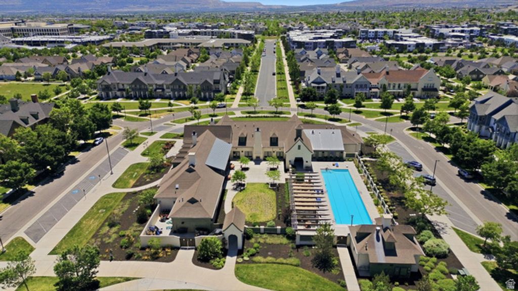 Image 52 of property listing at 4956 W BLACK TWIG DR. DR, South Jordan, UT 84009