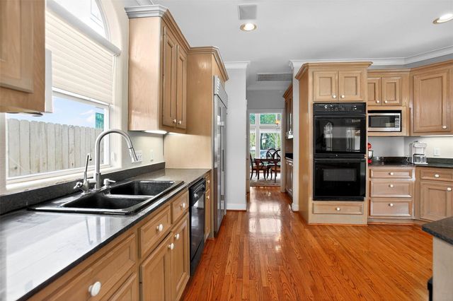 3118 Virginia Street, Houston, TX 77098