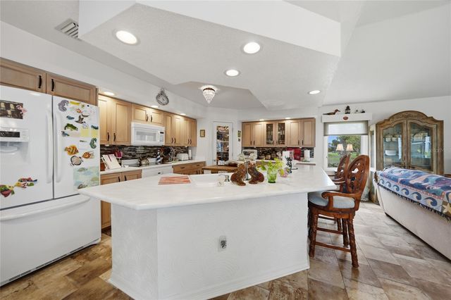 194 MARACAL WAY, Punta Gorda, FL 33983