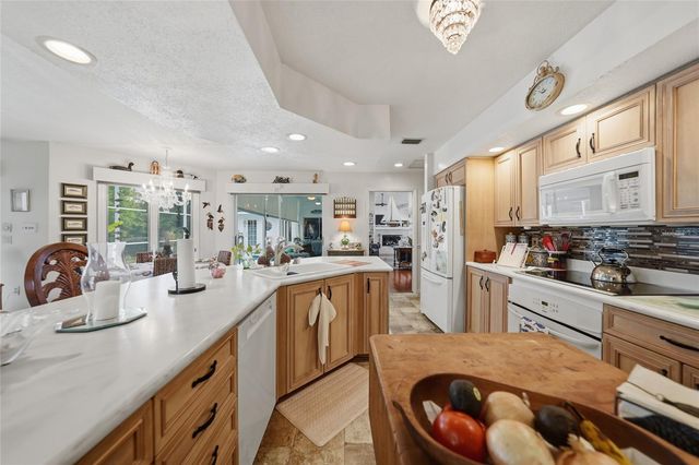 194 MARACAL WAY, Punta Gorda, FL 33983