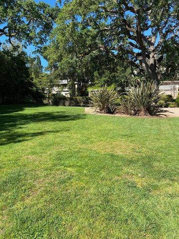 675 Sharon Park Drive 311, Menlo Park, CA 94025