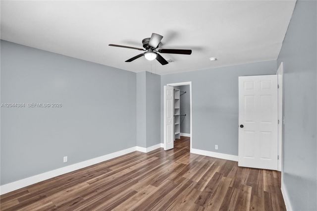 611 SW 76th Ter, North Lauderdale, FL 33068