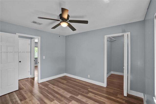 611 SW 76th Ter, North Lauderdale, FL 33068