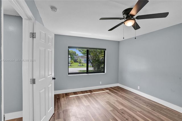 611 SW 76th Ter, North Lauderdale, FL 33068