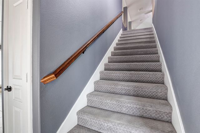 9501 Meadowpark Drive, Denton, TX 76226