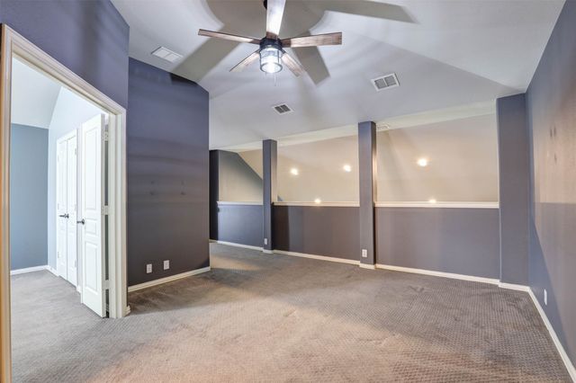 9501 Meadowpark Drive, Denton, TX 76226