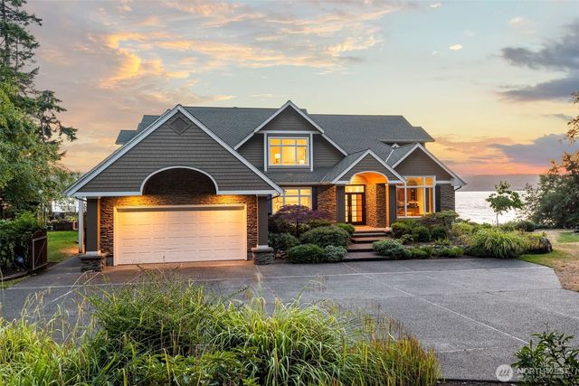 4486 East Harbor Road, Freeland, WA 98249