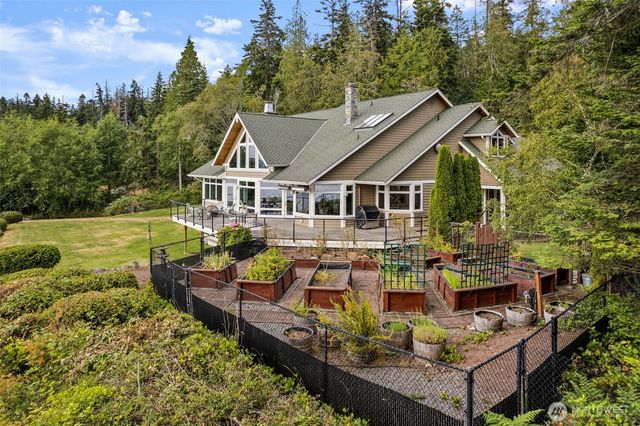 4486 East Harbor Road, Freeland, WA 98249