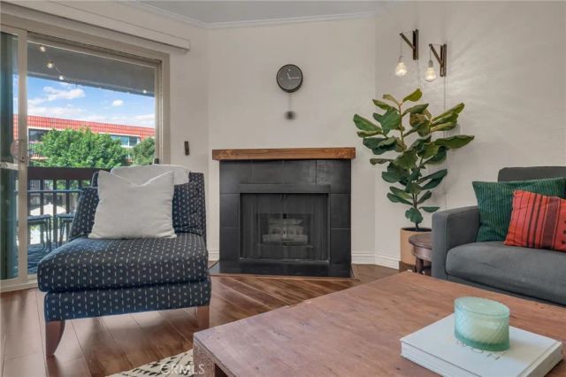 2101 E 21st, Signal Hill, CA 90755