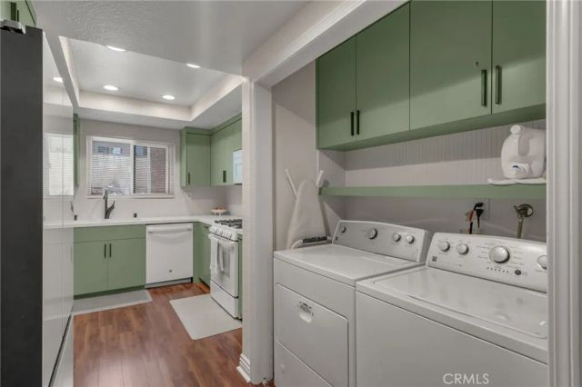 2101 E 21st, Signal Hill, CA 90755