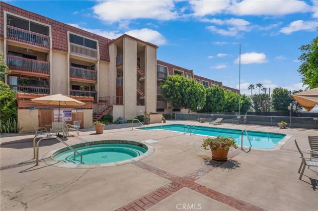 2101 E 21st, Signal Hill, CA 90755