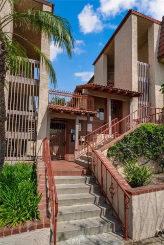 2101 E 21st, Signal Hill, CA 90755