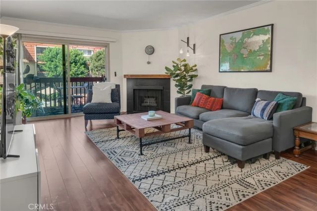 2101 E 21st, Signal Hill, CA 90755