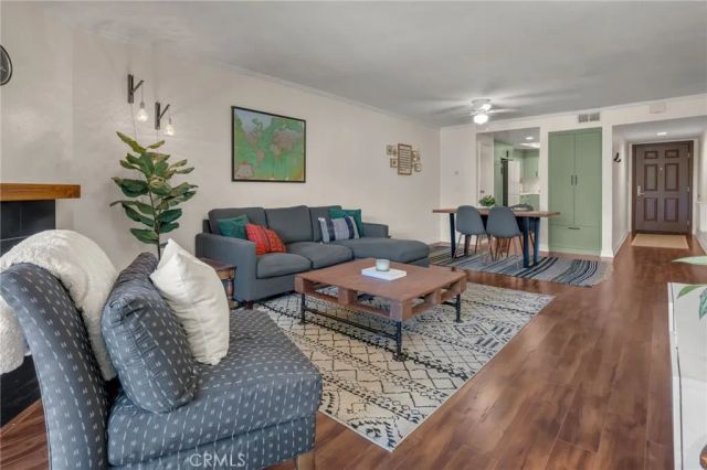 2101 E 21st, Signal Hill, CA 90755