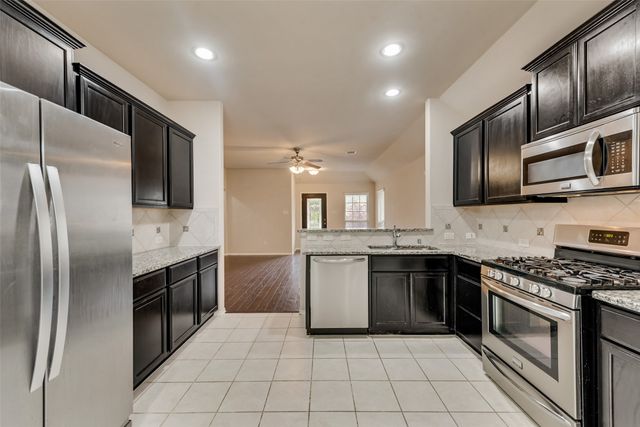 9904 BEAVER DAM Lane, Mckinney, TX 75071