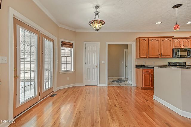 24573 Watauga Road, Abingdon, VA 24211