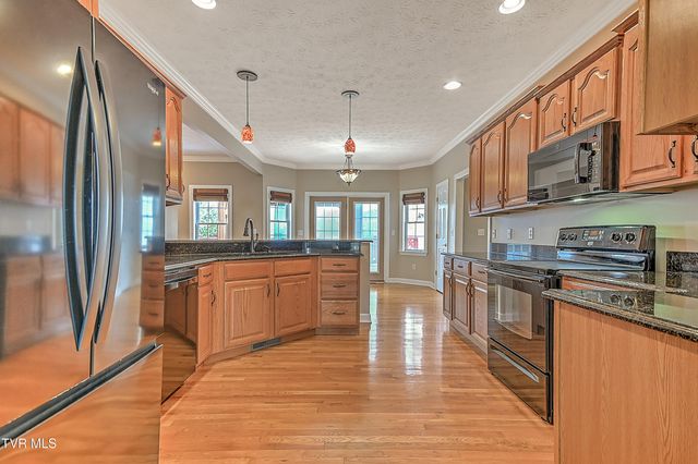 24573 Watauga Road, Abingdon, VA 24211