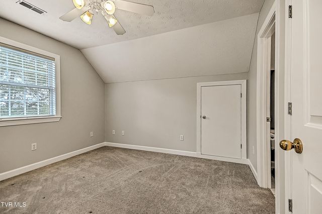 24573 Watauga Road, Abingdon, VA 24211