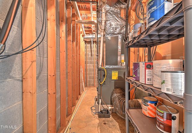 24573 Watauga Road, Abingdon, VA 24211