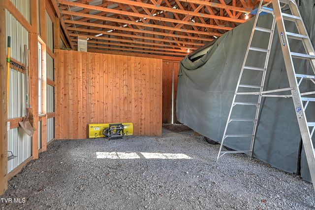 24573 Watauga Road, Abingdon, VA 24211