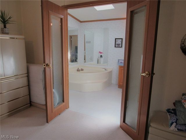 78 Periwinkle Drive, Olmsted Twp, OH 44138