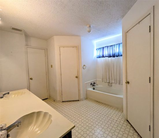 2819 Martsy Court, Arlington, TX 76014