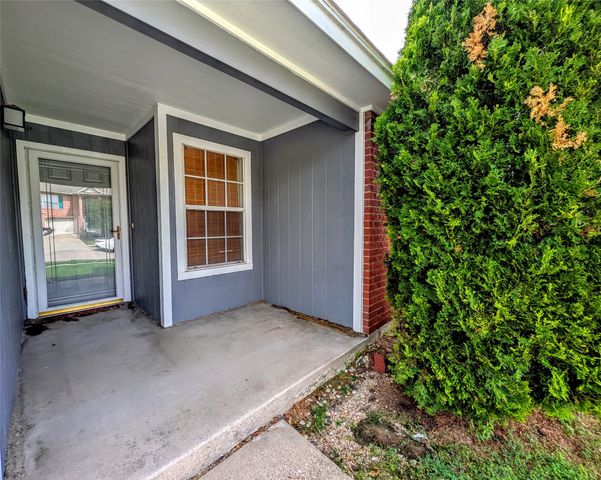 2819 Martsy Court, Arlington, TX 76014