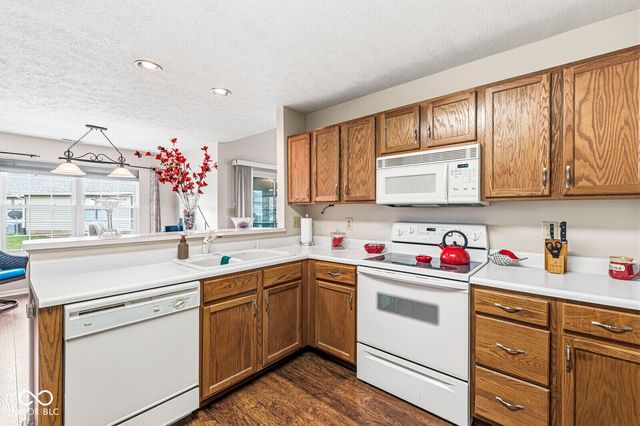 1274 Arlington Drive, Greenfield, IN 46140