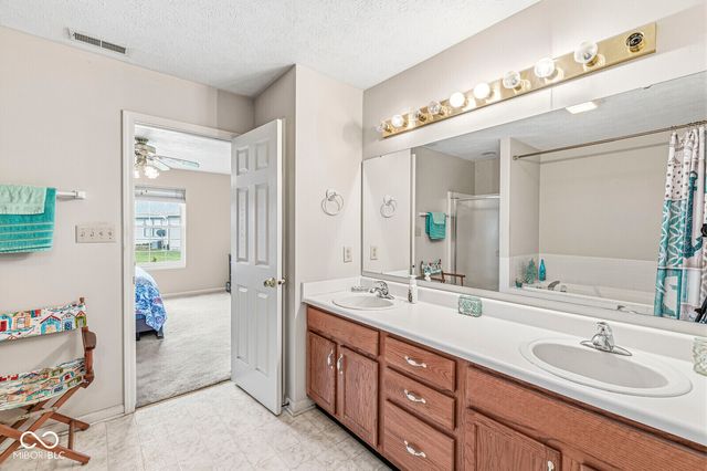 1274 Arlington Drive, Greenfield, IN 46140