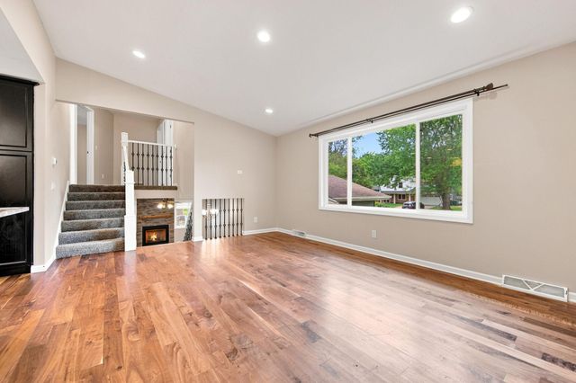 13409 Jonquil Street NW, Andover, MN 55304