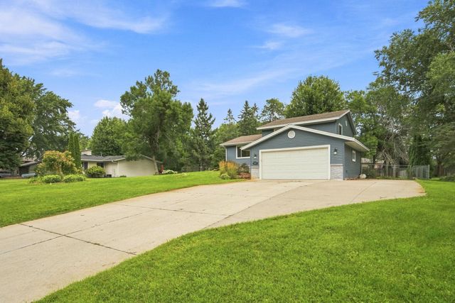 13409 Jonquil Street NW, Andover, MN 55304