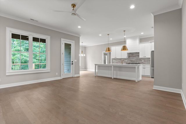 2796 Mowbray Pike, Soddy Daisy, TN 37379