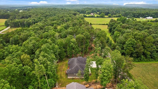 2796 Mowbray Pike, Soddy Daisy, TN 37379