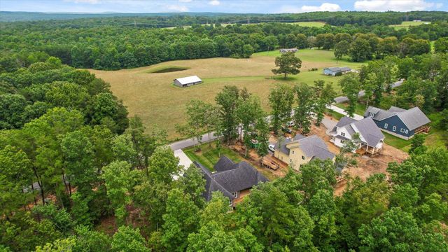 2796 Mowbray Pike, Soddy Daisy, TN 37379
